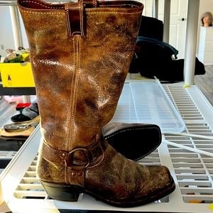 Taupe distressed look of Frye boots